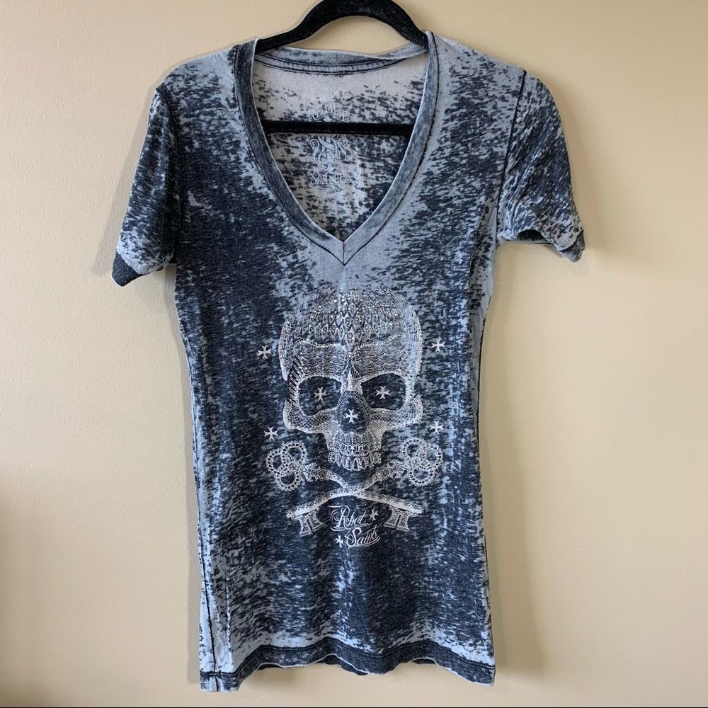 ✨ Rebel Saints Gray Skull Top Medium